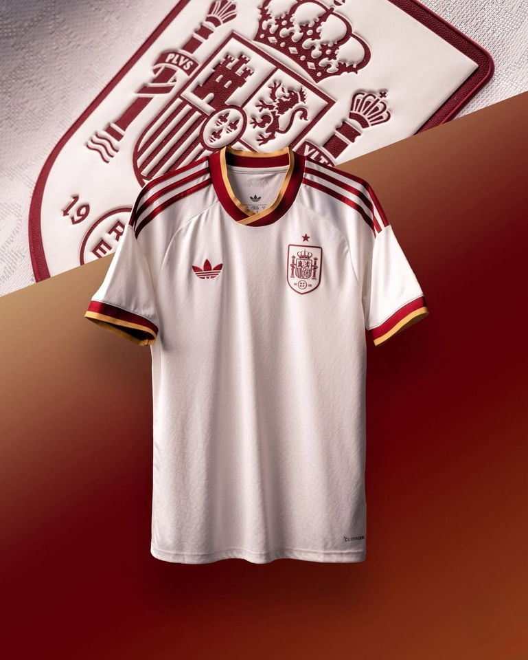 Spain Away Kit